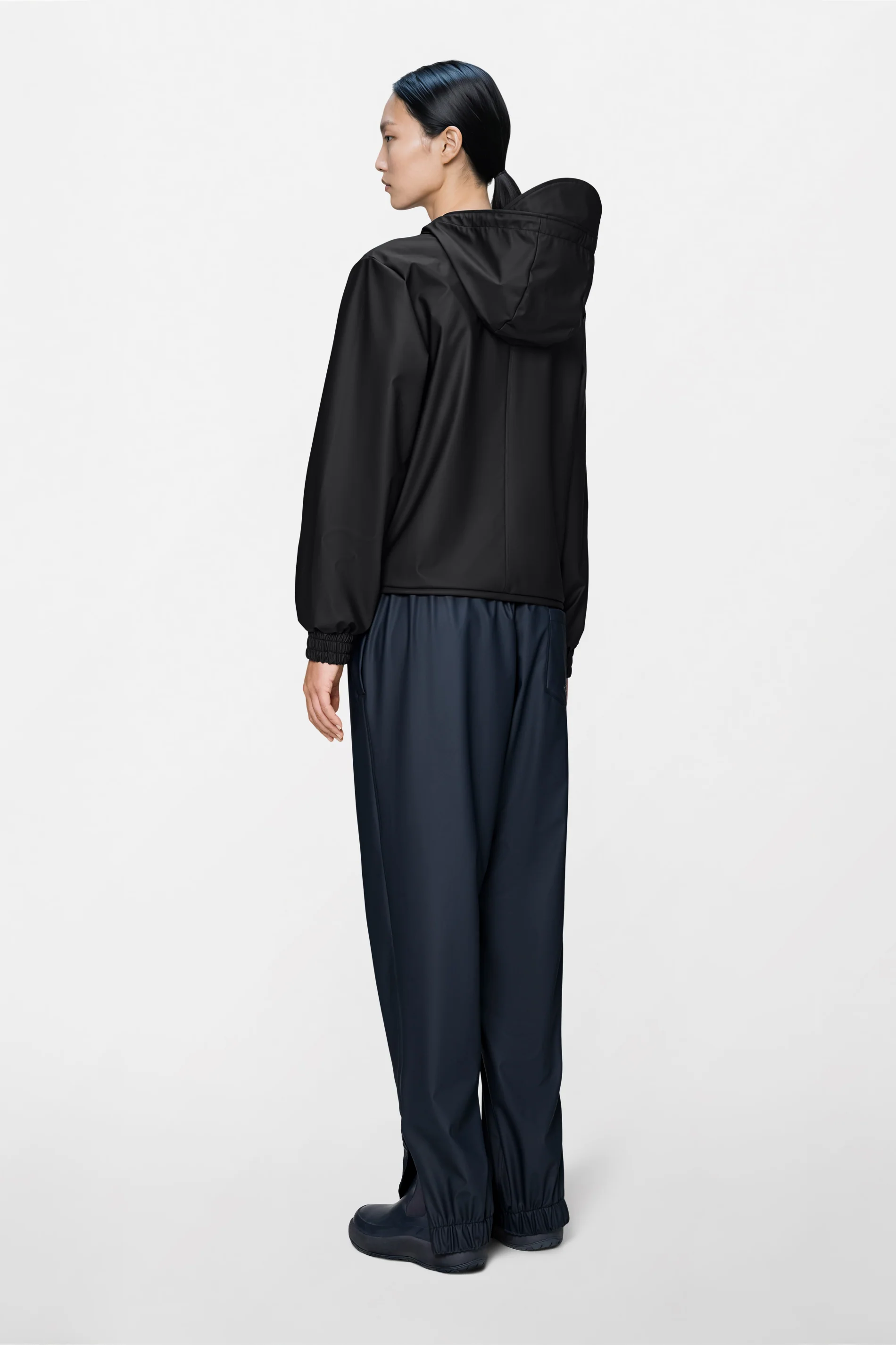 String W Jacket - Image 3